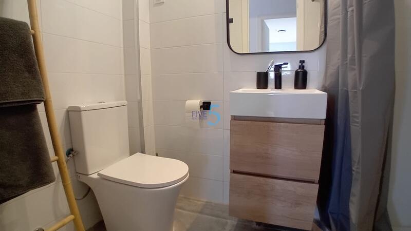 2 slaapkamer Appartement Te koop