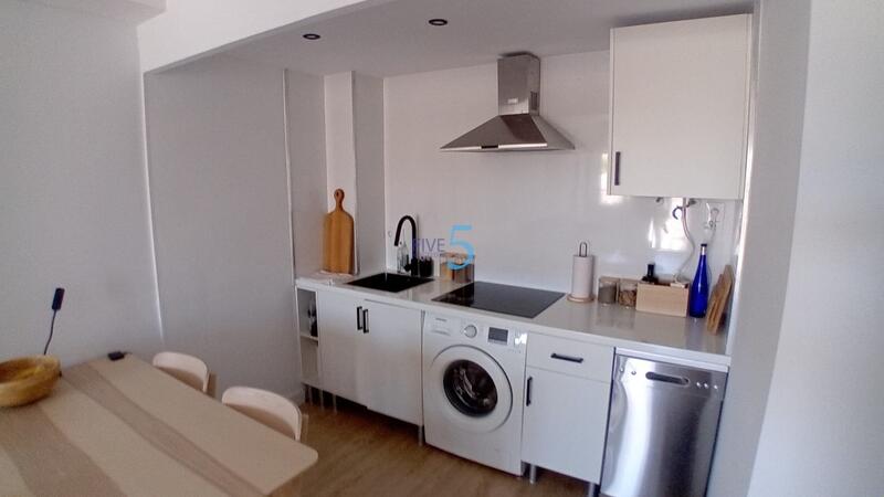 2 slaapkamer Appartement Te koop