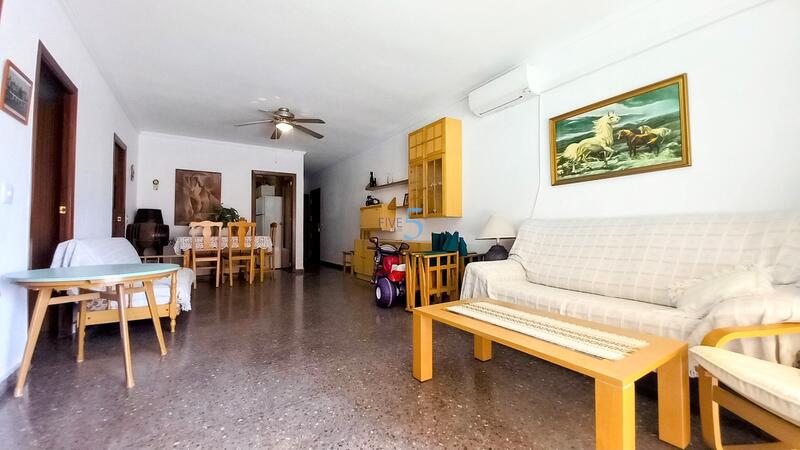 3 bedroom Apartment for sale