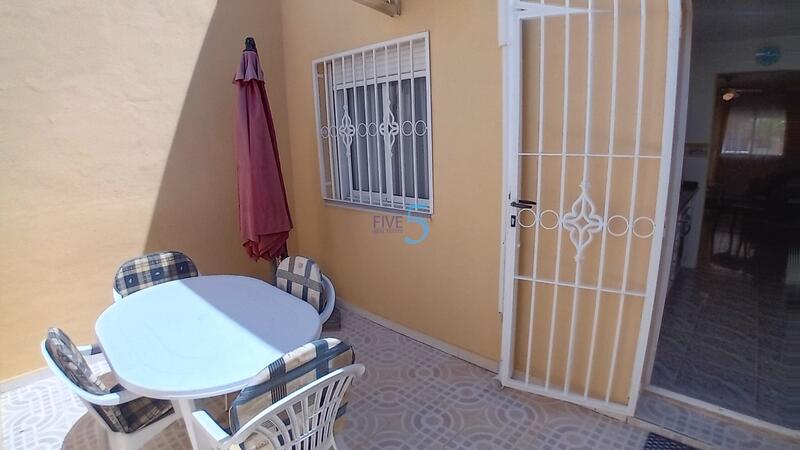 3 bedroom Townhouse for sale