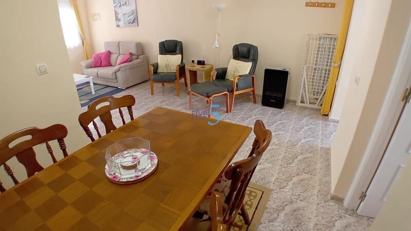 3 bedroom Townhouse for sale