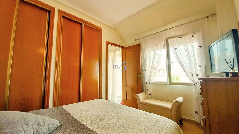 2 Cuarto Dúplex en venta
