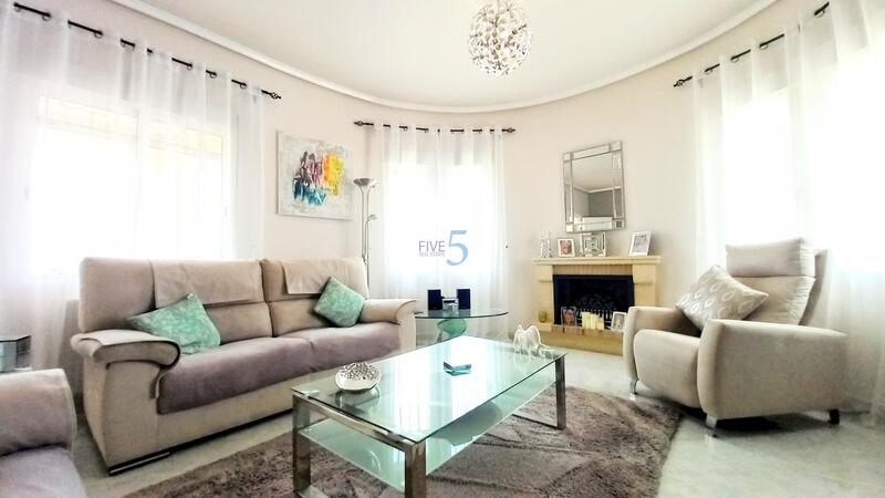 3 bedroom Villa for sale