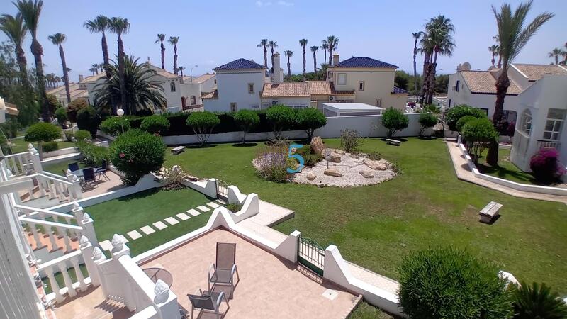 2 bedroom Villa for sale