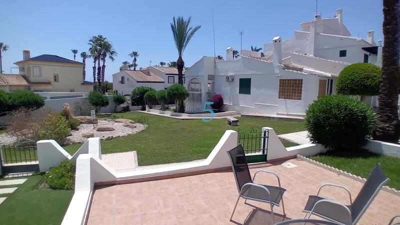 2 bedroom Villa for sale