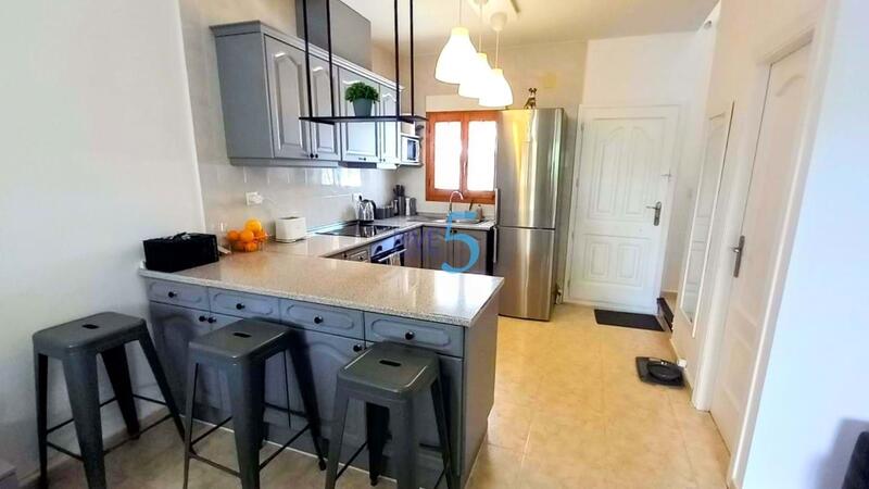 2 Cuarto Villa en venta