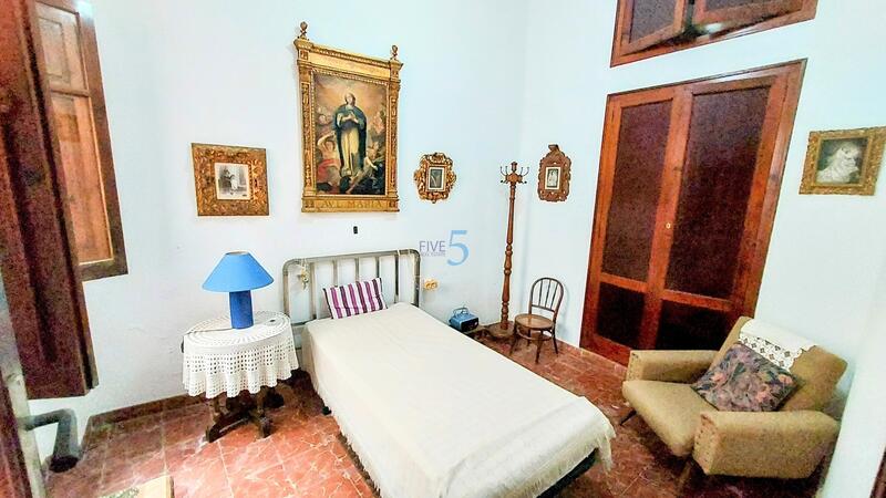 5 Schlafzimmer Stadthaus zu verkaufen