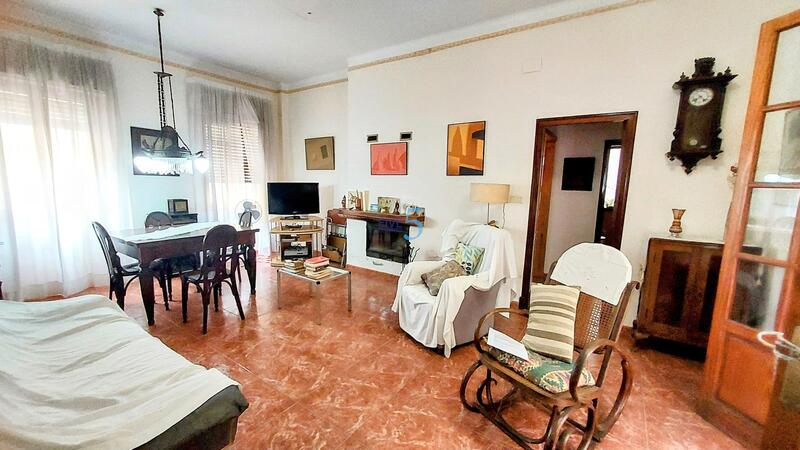 5 Schlafzimmer Stadthaus zu verkaufen