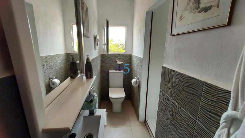 3 bedroom Country House for sale