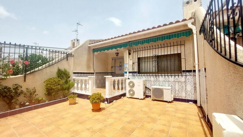 Gezinswoning Te koop in Los Alcazares, Murcia