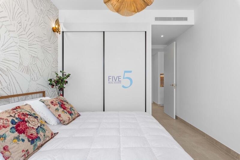 4 bedroom Apartment for sale