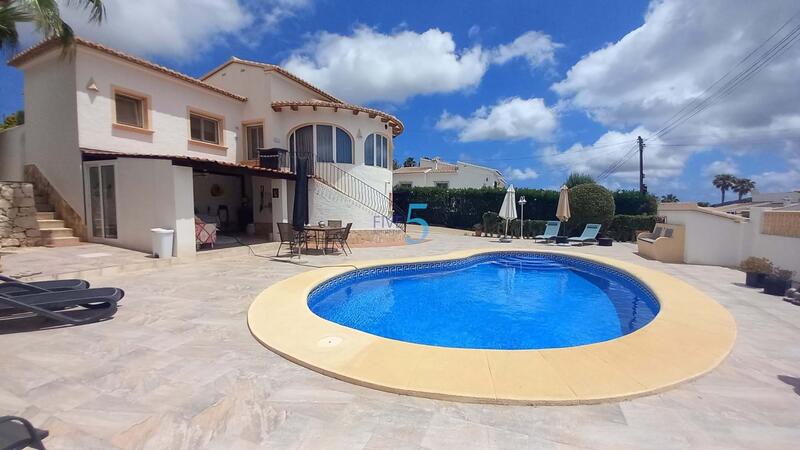 3 bedroom Villa for sale