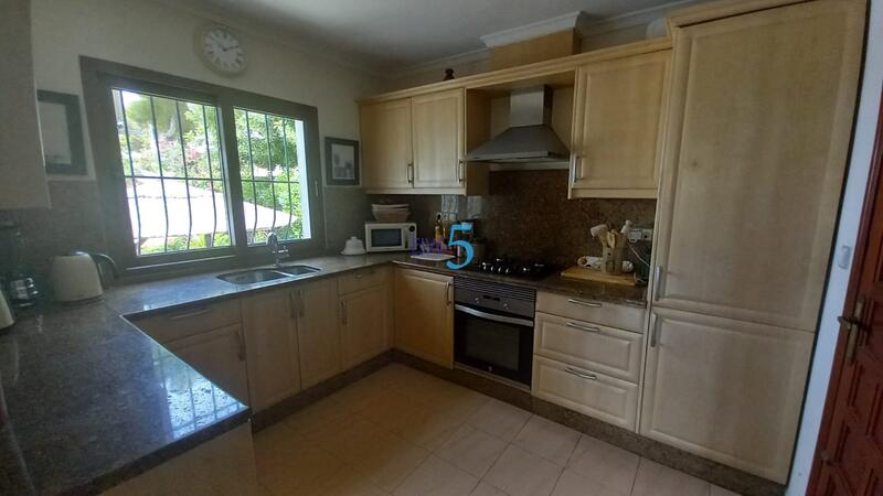 3 chambre Auberge à vendre