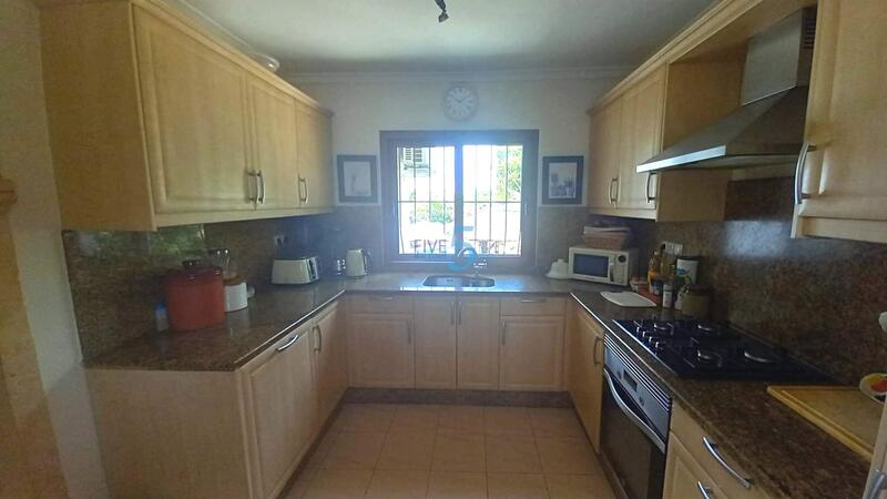 3 chambre Auberge à vendre