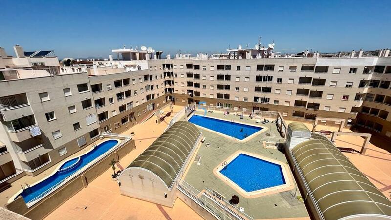 Appartement zu verkaufen in Torrevieja, Alicante