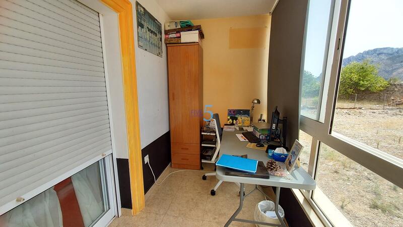 3 Schlafzimmer Stadthaus zu verkaufen