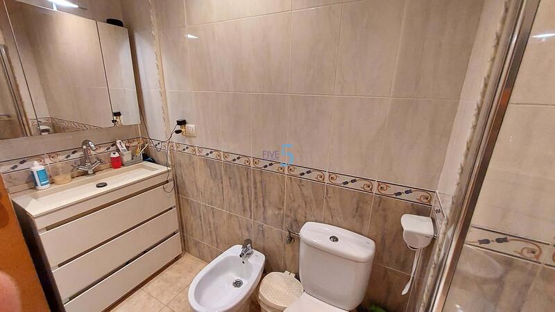 3 Schlafzimmer Stadthaus zu verkaufen