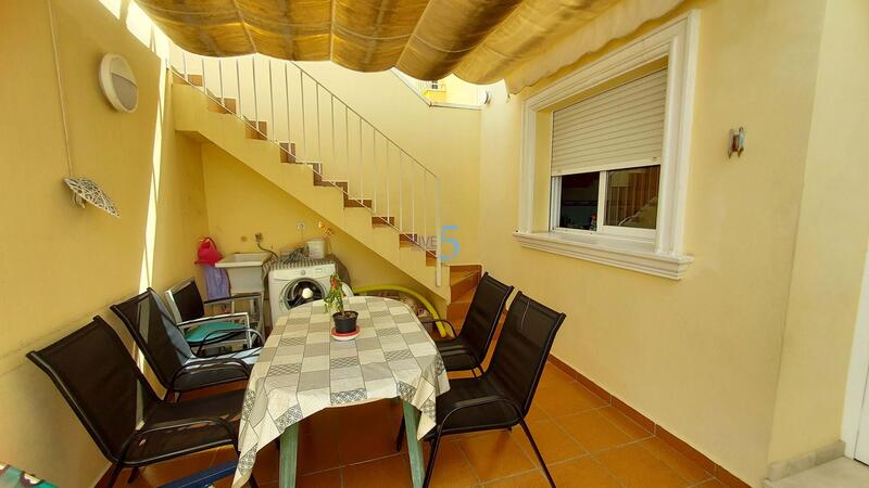 3 Schlafzimmer Stadthaus zu verkaufen