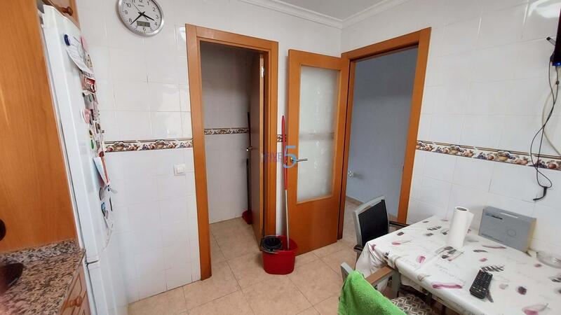 3 Schlafzimmer Stadthaus zu verkaufen