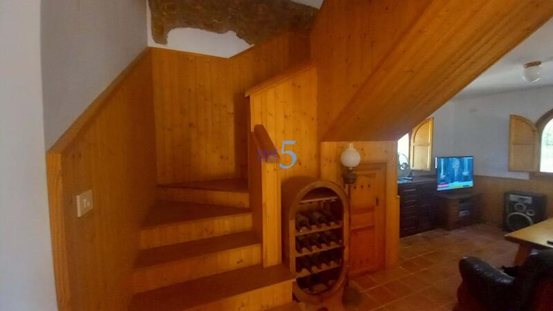 5 bedroom Country House for sale