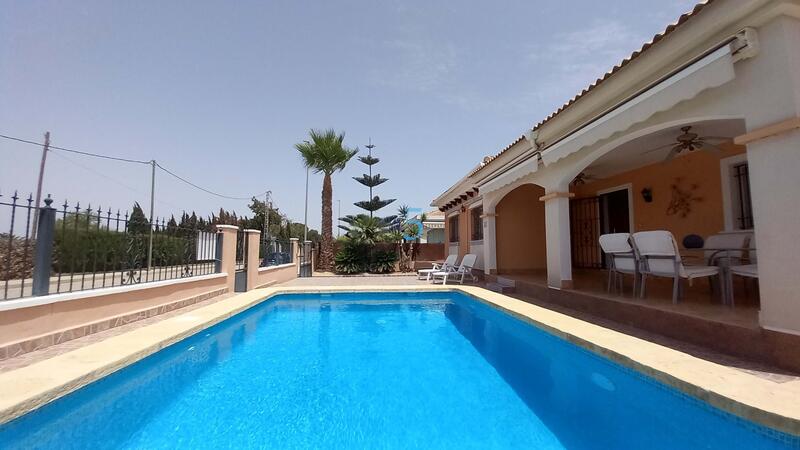 3 slaapkamer Villa Te koop