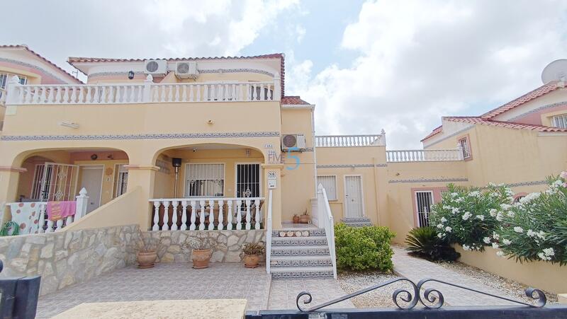 Byhus til salg i Orihuela, Alicante