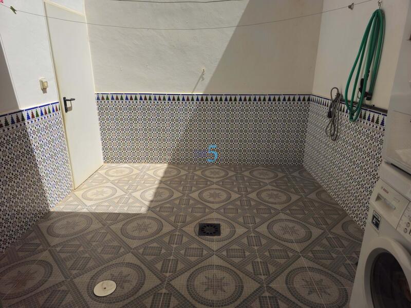 5 bedroom Duplex for sale