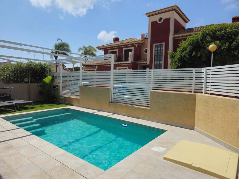 5 bedroom Duplex for sale