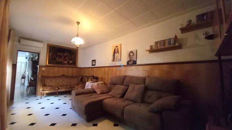 3 sovrum Villa till salu