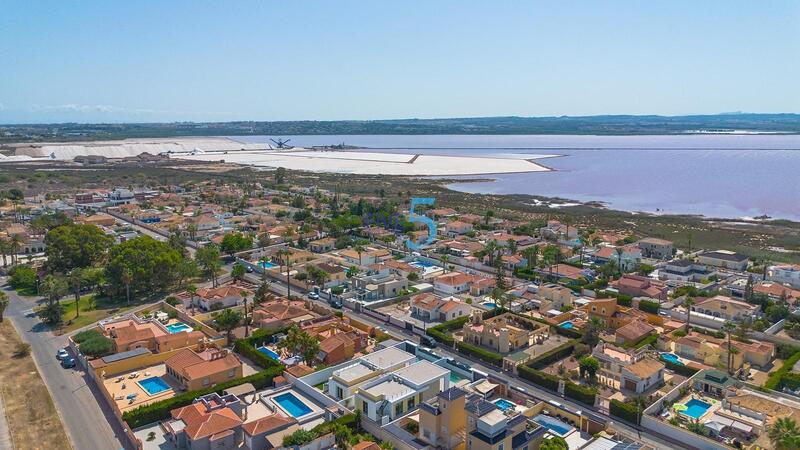 3 Cuarto Villa en venta