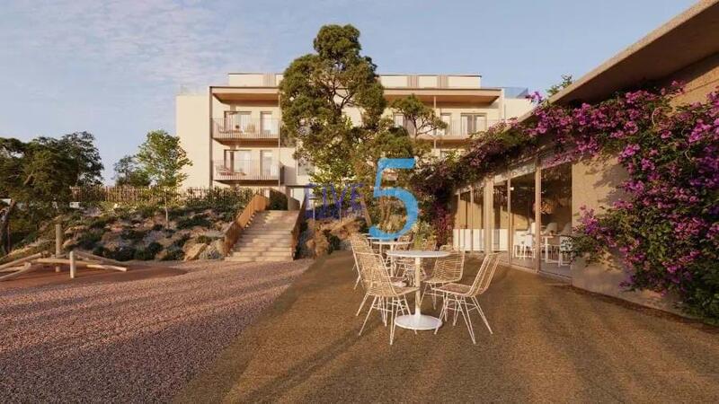 4 bedroom Apartment for sale