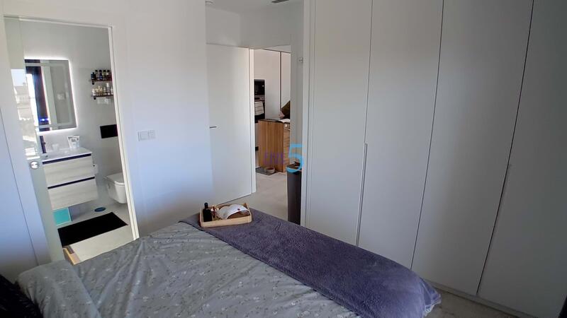 2 slaapkamer Appartement Te koop
