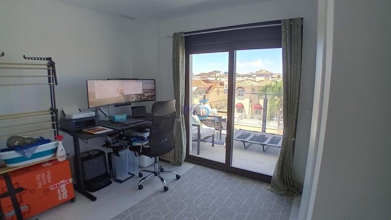 2 slaapkamer Appartement Te koop