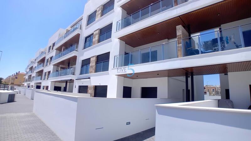 2 slaapkamer Appartement Te koop