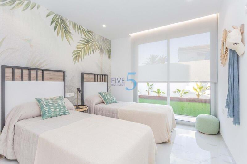 3 Cuarto Villa en venta