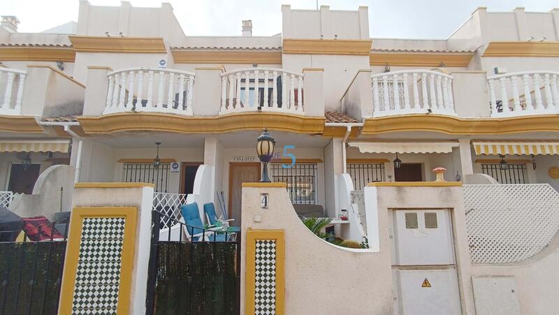 Adosado en venta en Orihuela, Alicante