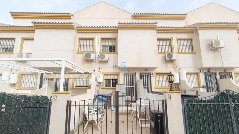2 Cuarto Adosado en venta