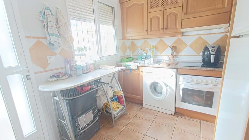 2 Cuarto Adosado en venta