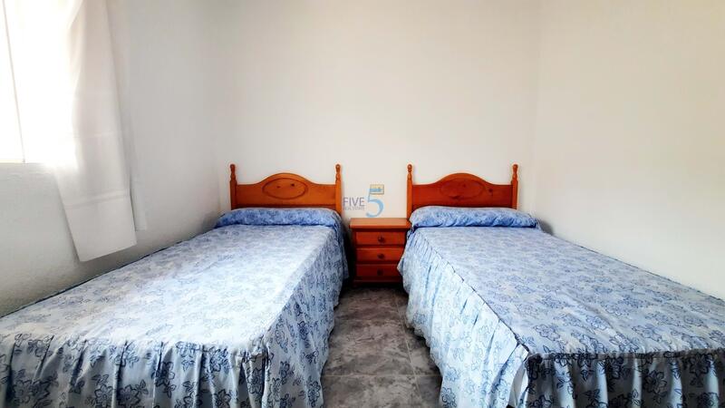 4 Schlafzimmer Stadthaus zu verkaufen