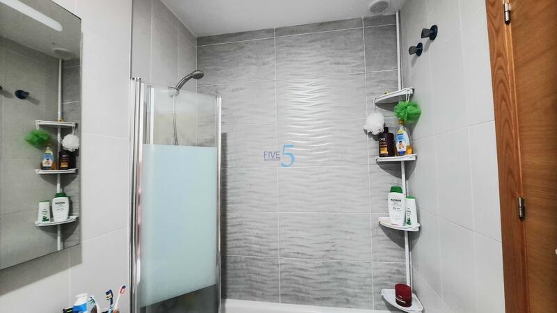 2 slaapkamer Appartement Te koop