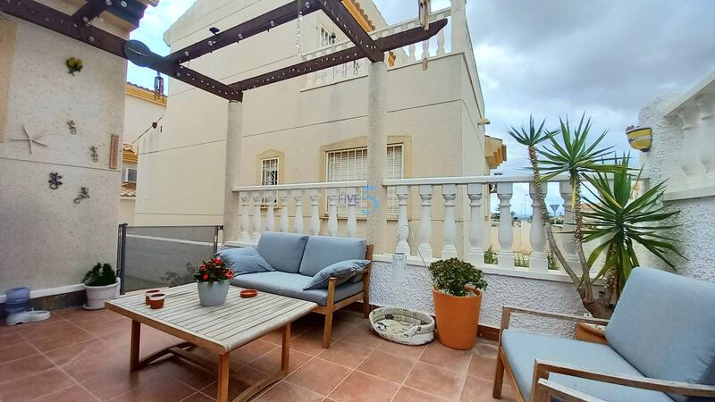 2 bedroom Villa for sale
