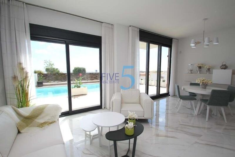 Villa for sale in Orihuela, Alicante