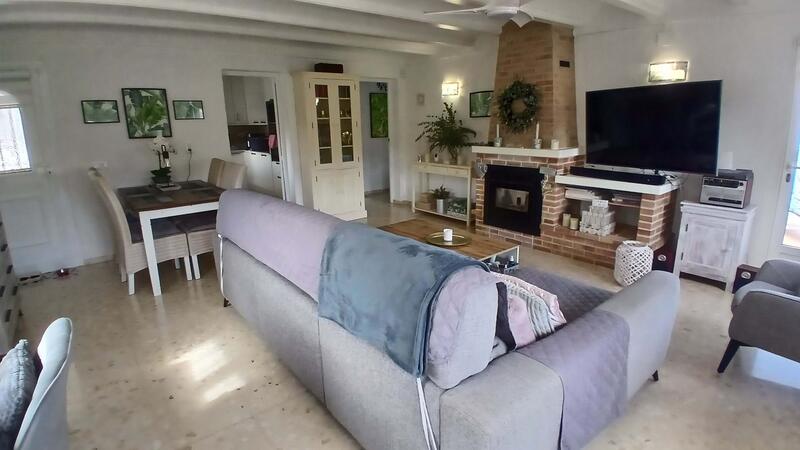 4 Cuarto Villa en venta