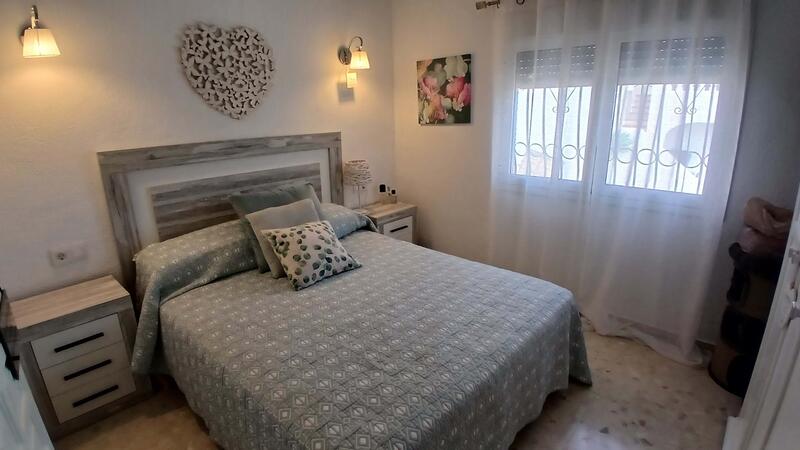 4 Cuarto Villa en venta