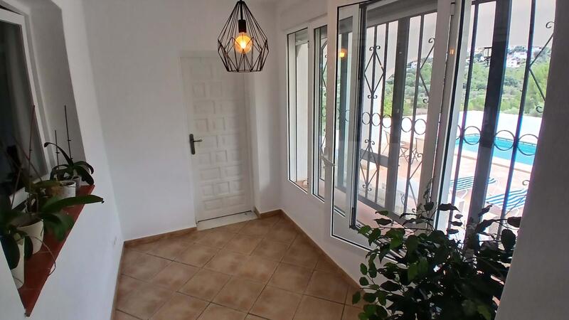 4 Cuarto Villa en venta