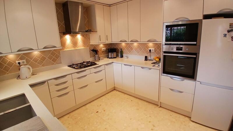 4 Cuarto Villa en venta