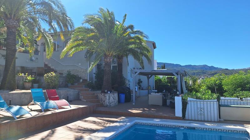 3 Cuarto Villa en venta
