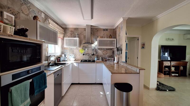 3 Cuarto Villa en venta