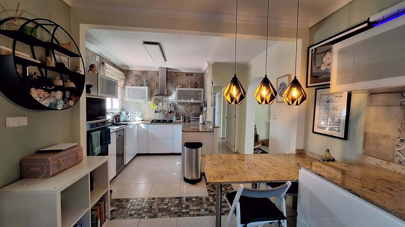 3 Cuarto Villa en venta