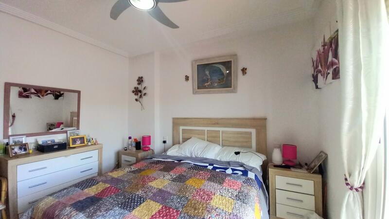 4 Cuarto Adosado en venta